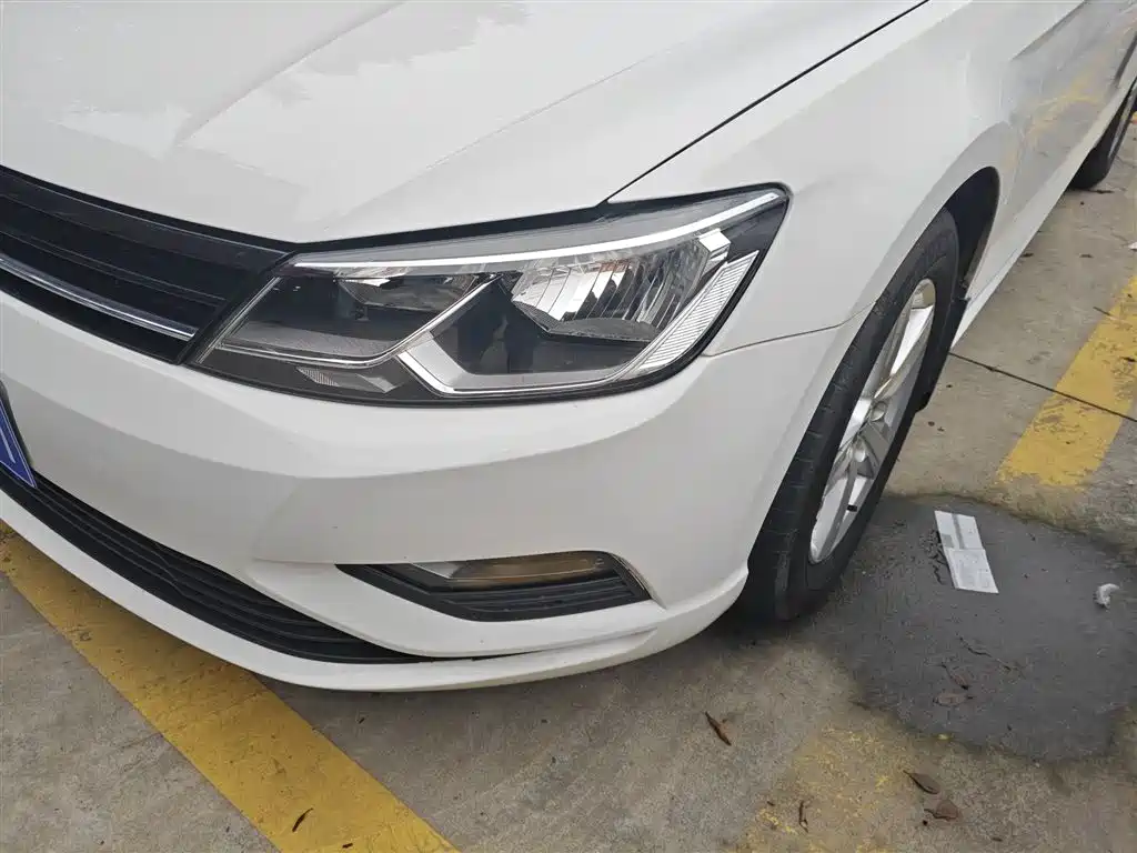 Volkswagen Lamando 2018 230TSI DSG Trend Edition фото 24