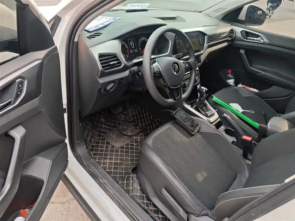 Volkswagen T-Cross 2021 1.5L Auto Comfort Edition фото 16