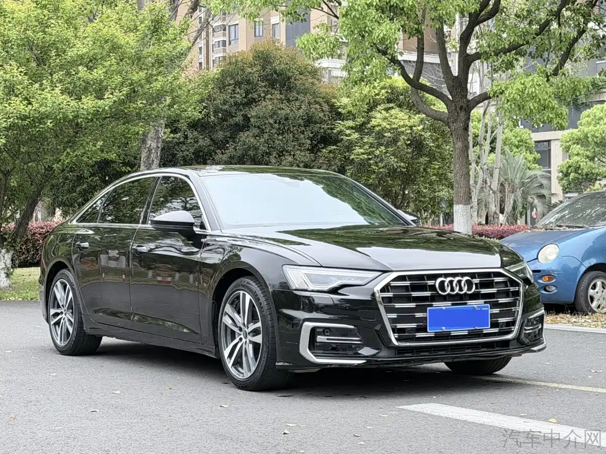 Audi A6L 2023 Facelift 40 TFSI Luxury Elegance фото 3