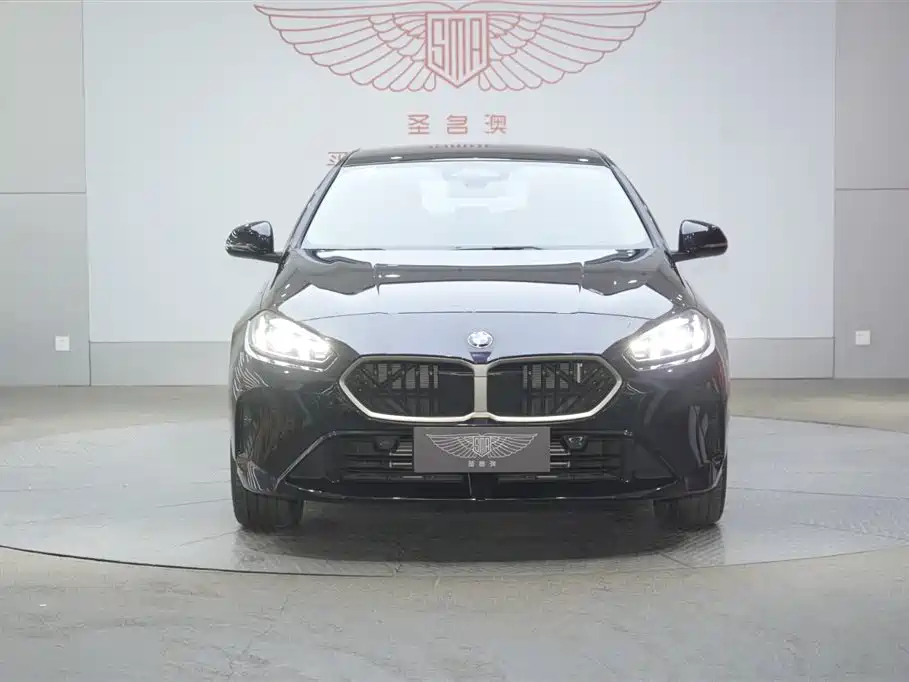 BMW 2 Series 2025 225L M Sport Package фото 4