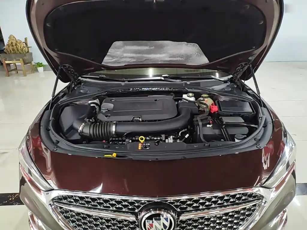 BUICK LACROSSE