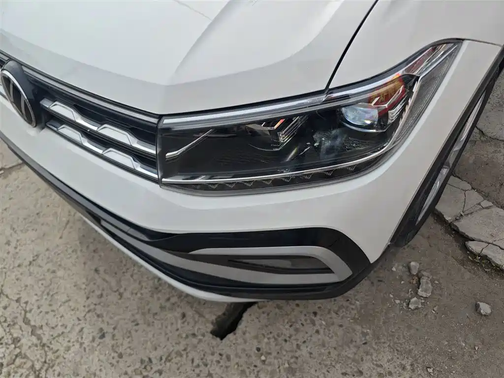 Volkswagen T-Cross 2021 1.5L Auto Comfort Edition фото 24