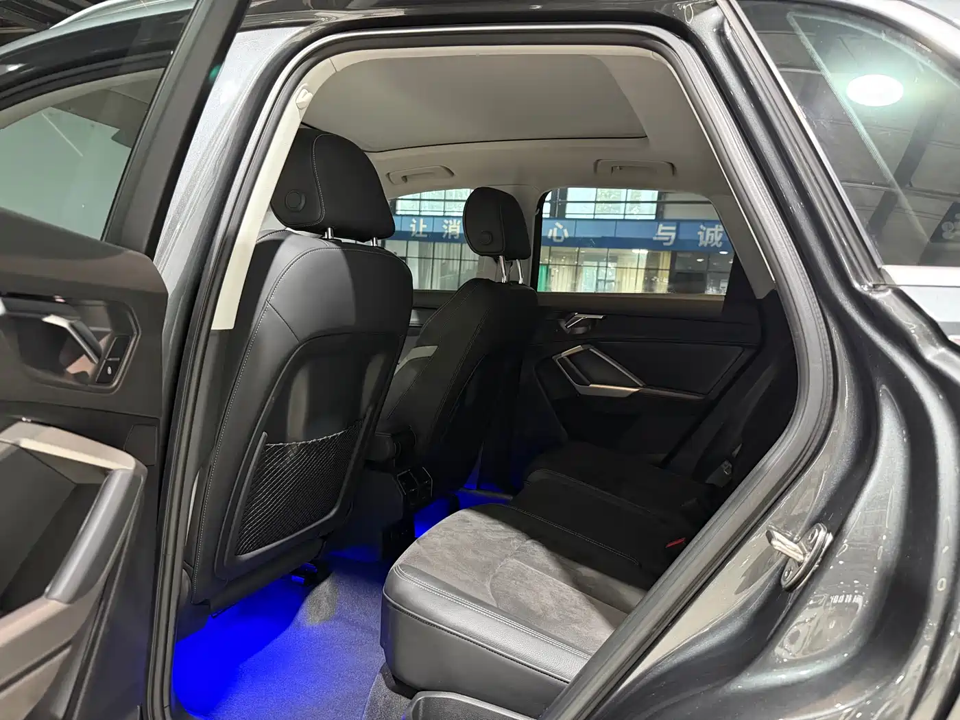 Audi Q3 2022 35 TFSI Fashion Dynamic фото 8