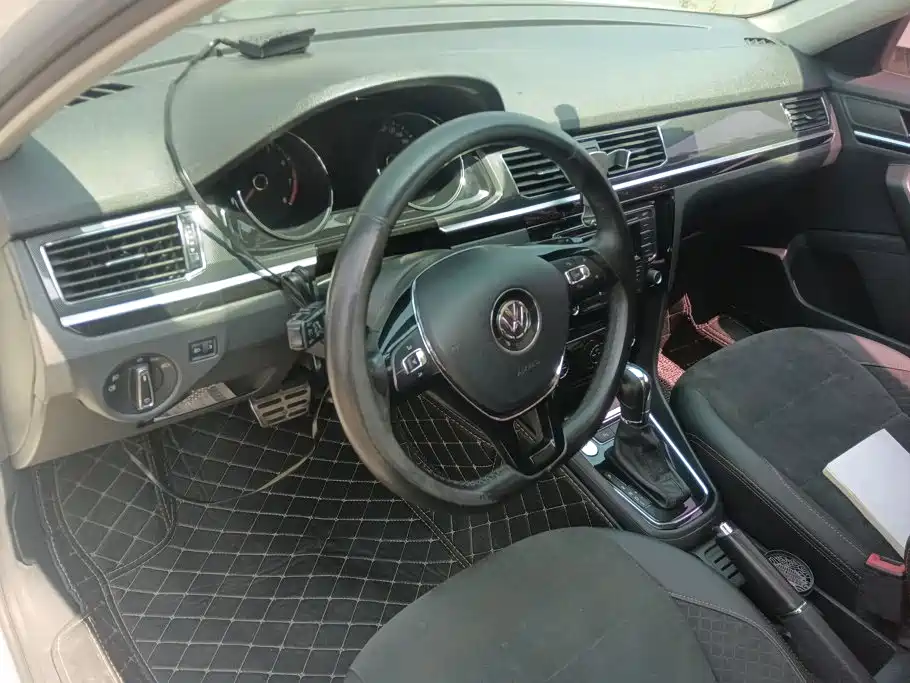 Volkswagen C-TREK 2018 2018 230TSI DSG Luxury