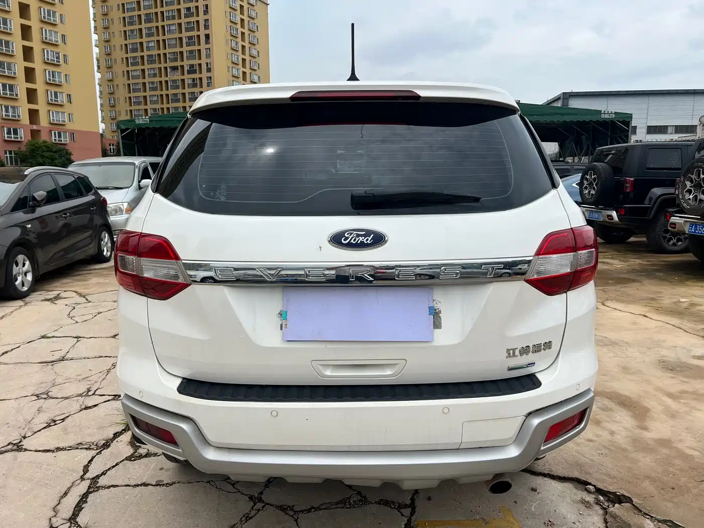 Ford Everest 2018 2017 2.0T Gasoline Automatic 4WD Luxury Edition 7-Seater