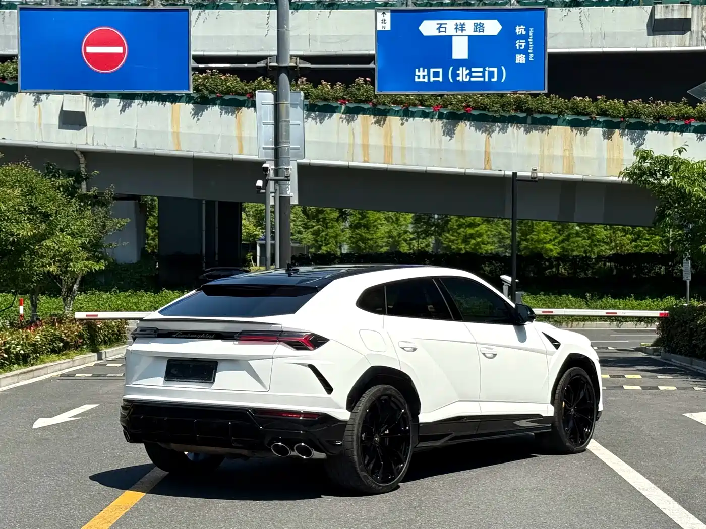 Lamborghini Urus 2018 4.0T V8 фото 7