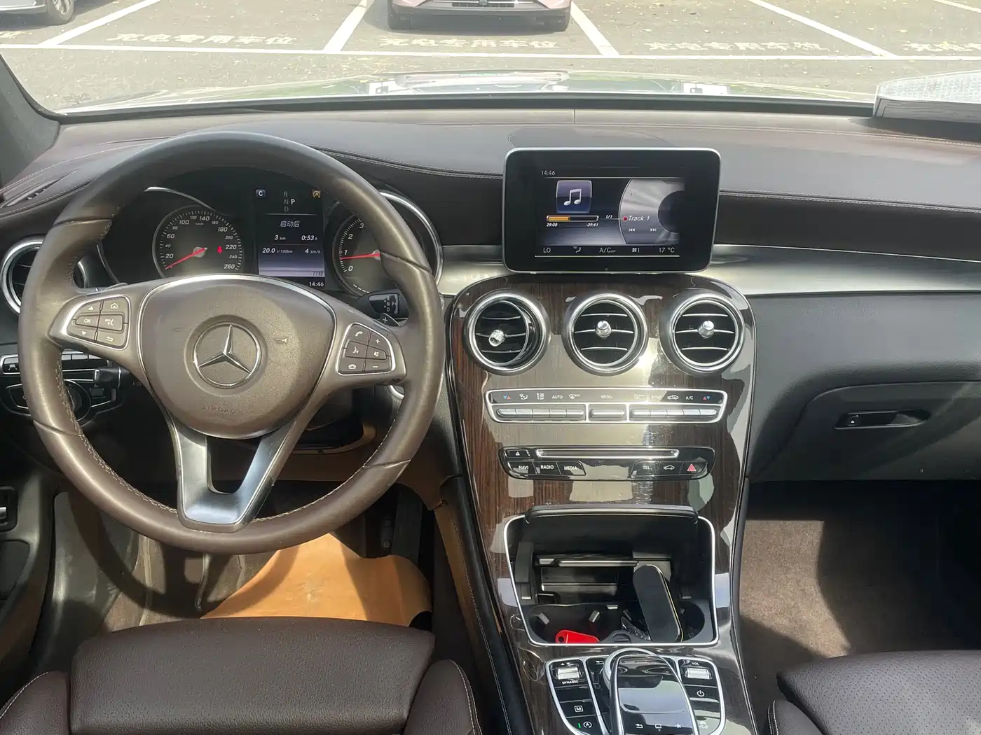 Mercedes-Benz GLC 2016 GLC 260 4MATIC Luxury фото 9