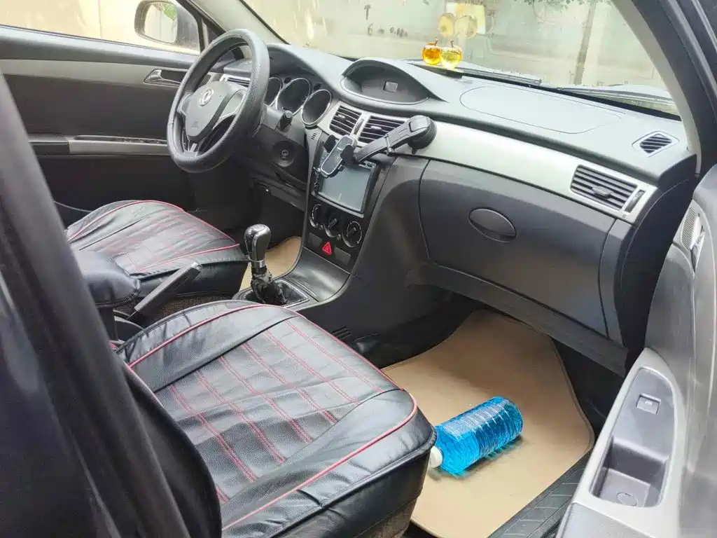 Dongfeng Aeolus Dongfeng Fengshen S30 2014 2014 1.6L Manual Thanksgiving Edition