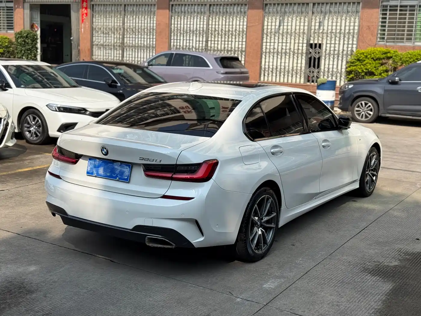 BMW 3 Series 2021 Second Facelift 325Li M Sport Package фото 6