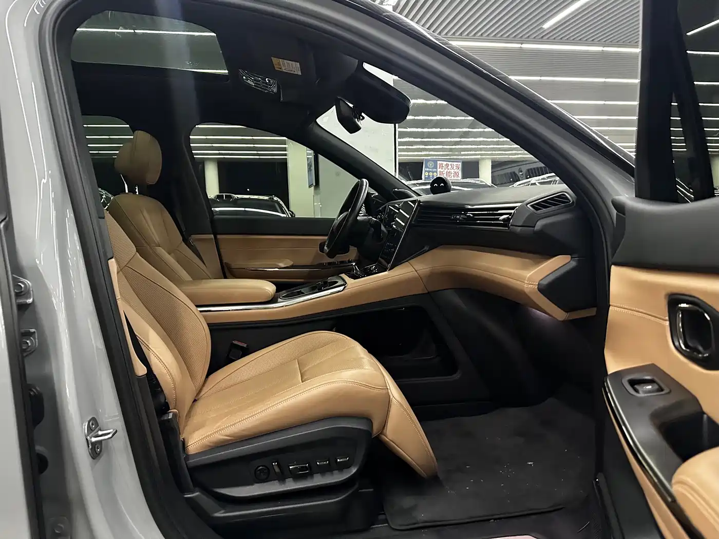NIO ES8 2022 2020 485KM 6-Seater