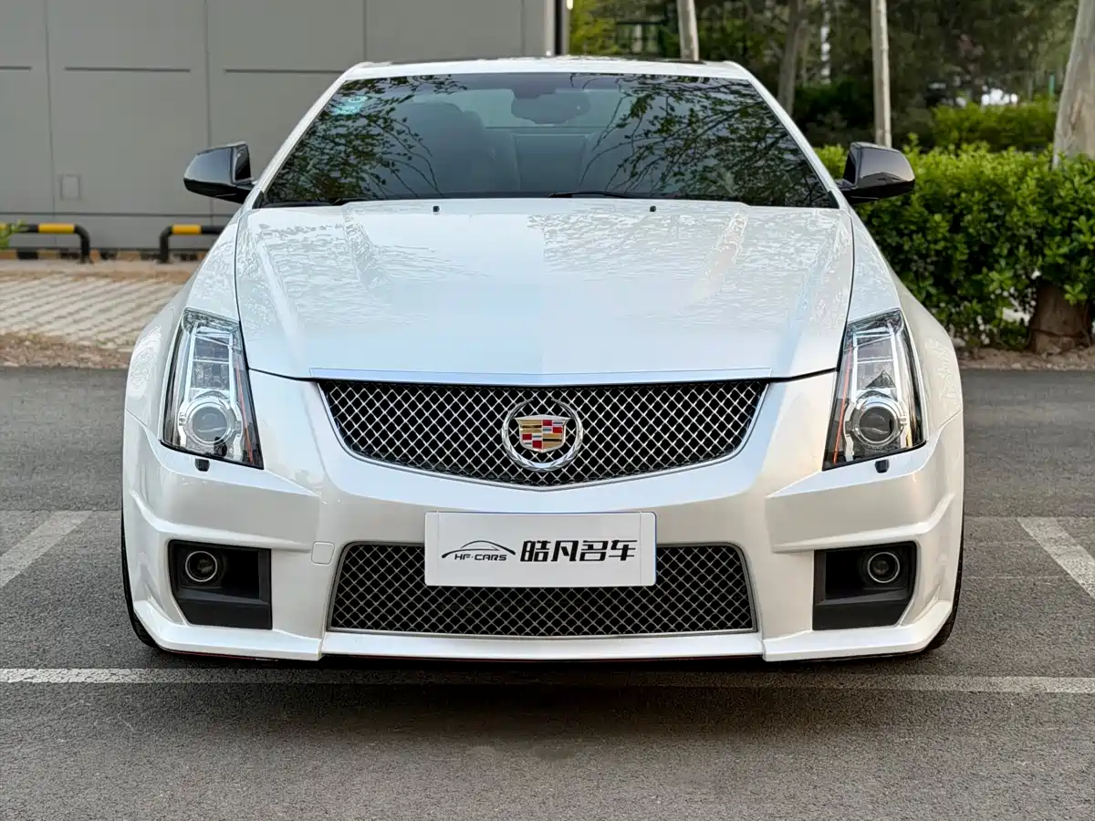 Cadillac CTS (Import) 2012 6.2L CTS-V COUPE фото 2
