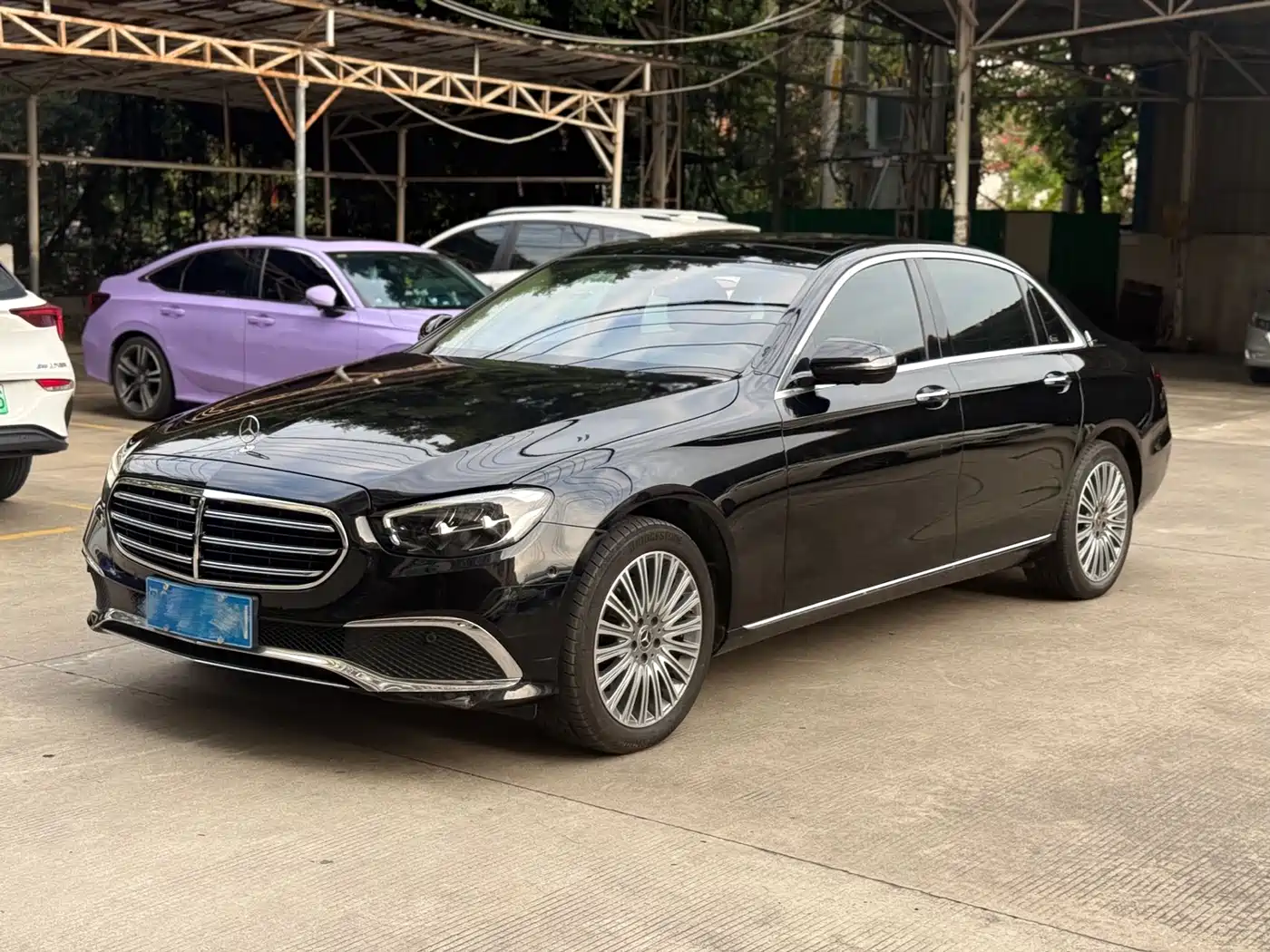 MERCEDES-BENZ E CLASS