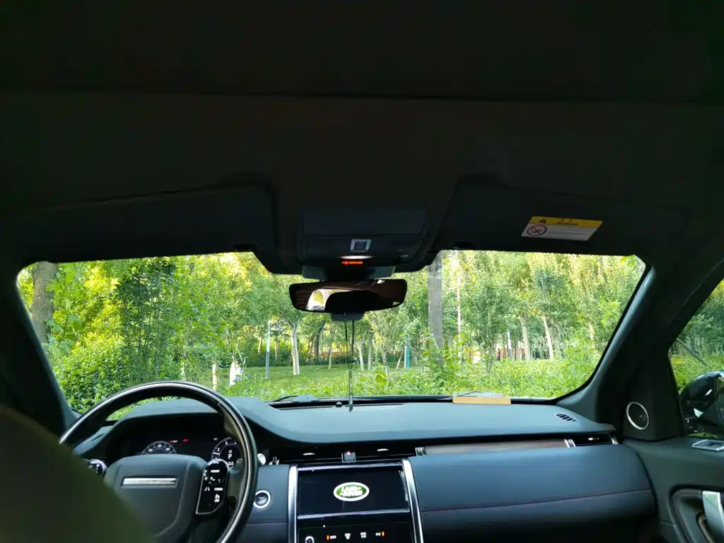 Land Rover Discovery Sport 2020 249PS R-Dynamic Performance фото 9