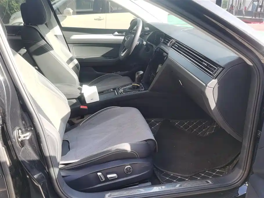 Volkswagen Magotan GTE Plug-in Hybrid 2022 GTE Luxury фото 8