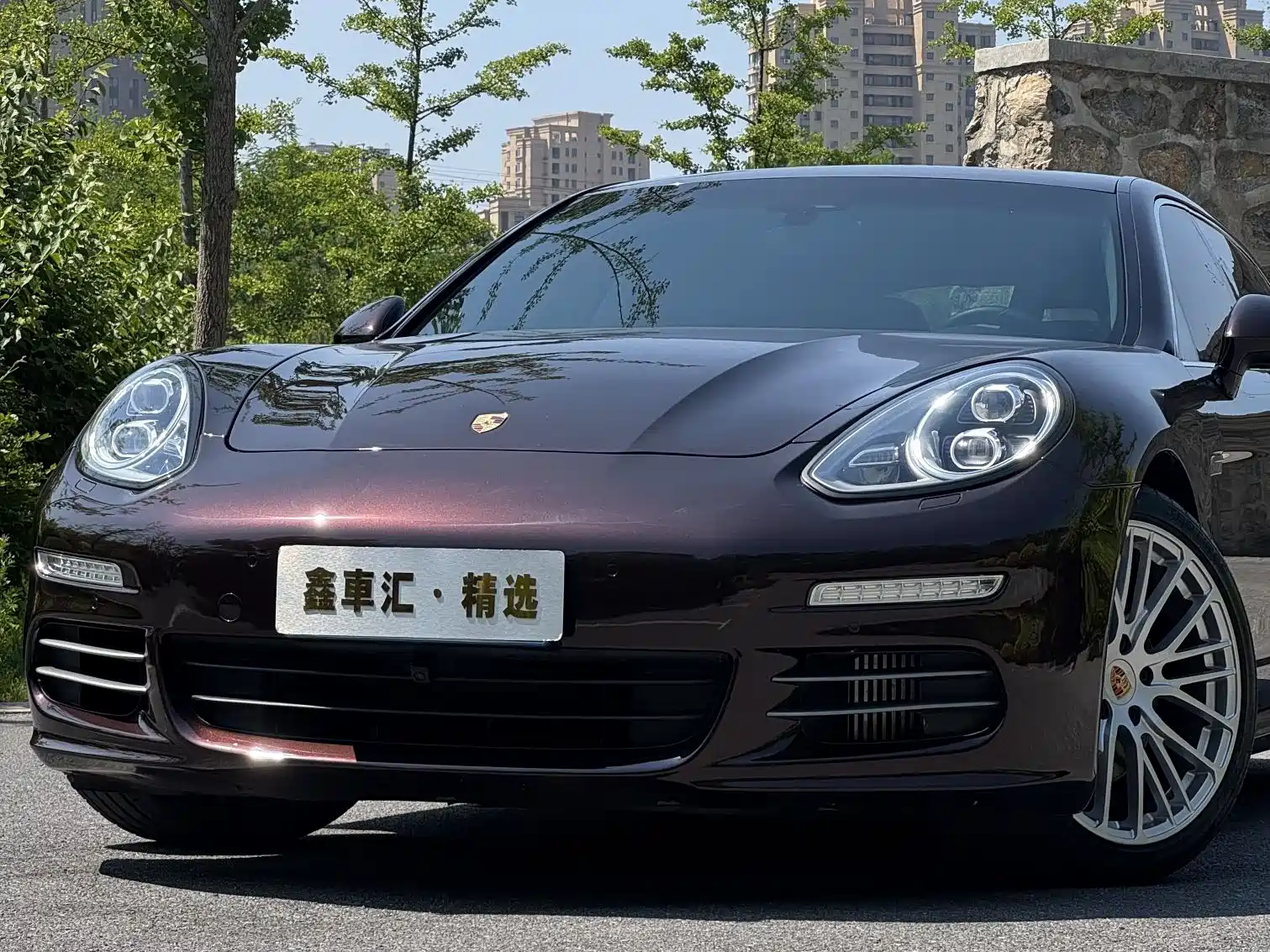 Фото 10 - Porsche Panamera