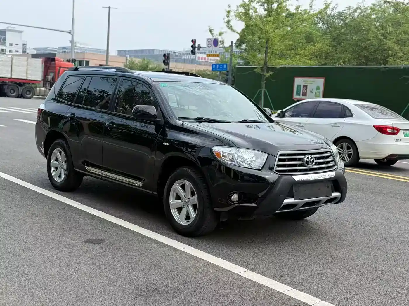 Фото 7 - Toyota Highlander