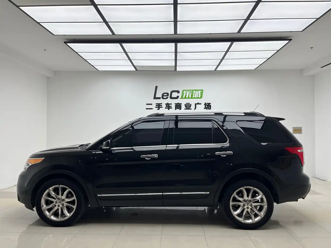Ford Explorer (Import) 2015 2013 3.5L Premium Edition