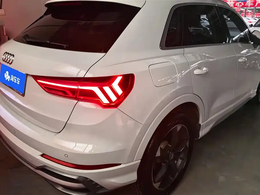 Audi Q3 2021 35 TFSI Fashion Sport фото 3