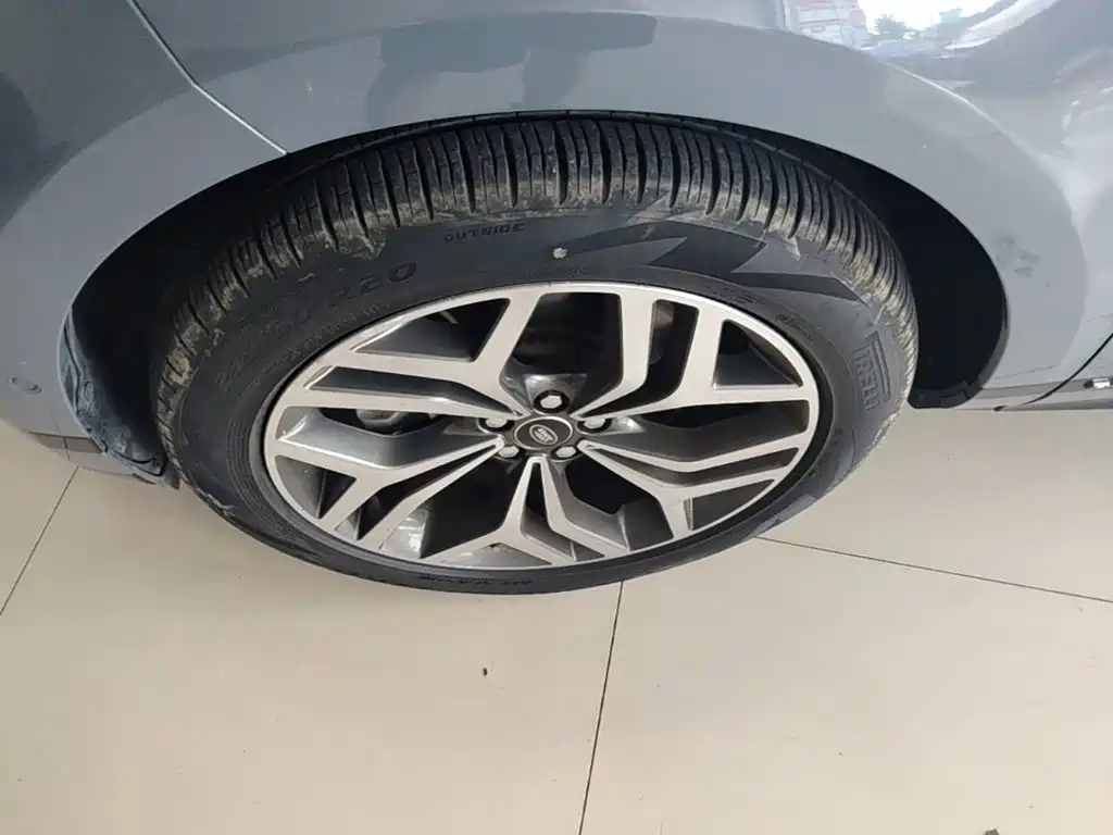 Фото 23 - Land Rover Range Rover Evoque