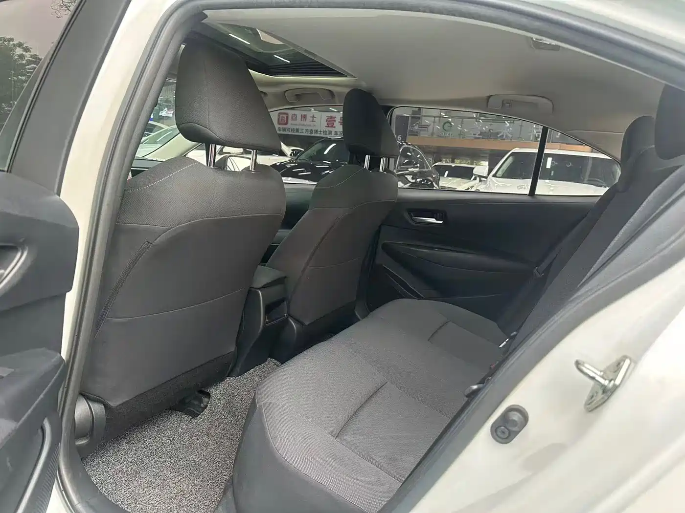 Toyota Corolla 2021 1.2T S-CVT Elite Edition фото 4