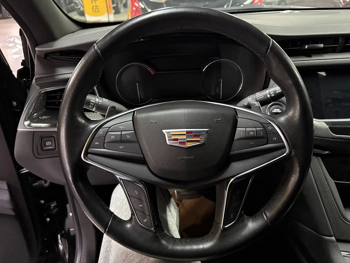 CADILLAC XT5