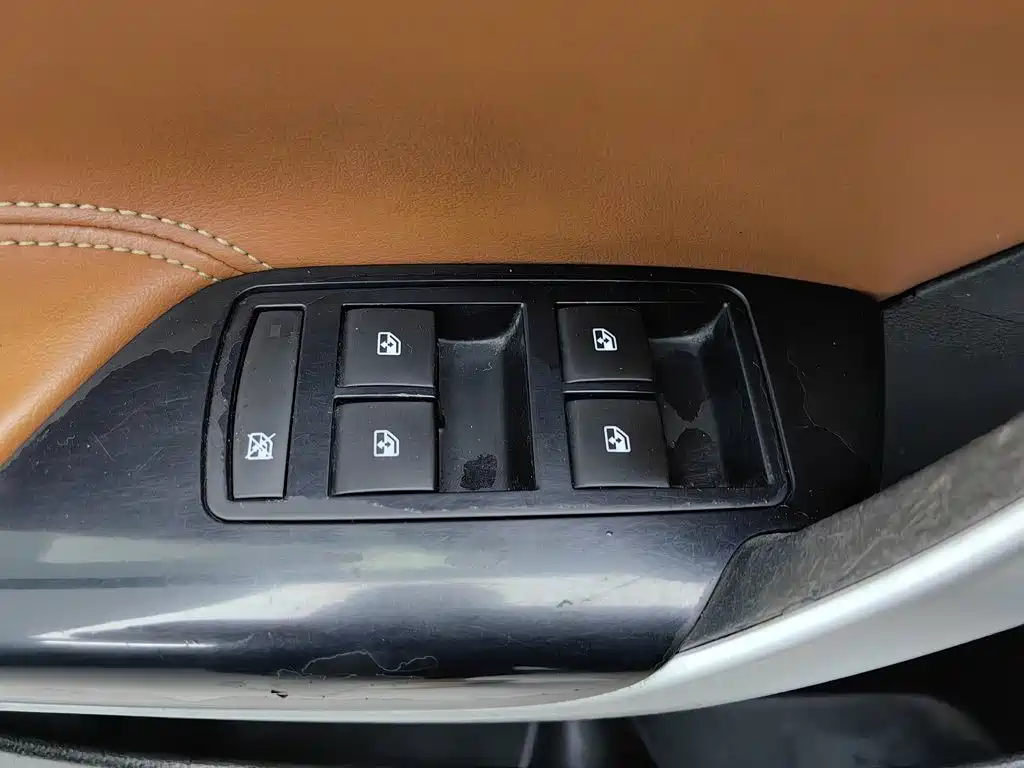 Фото 9 - Buick Regal