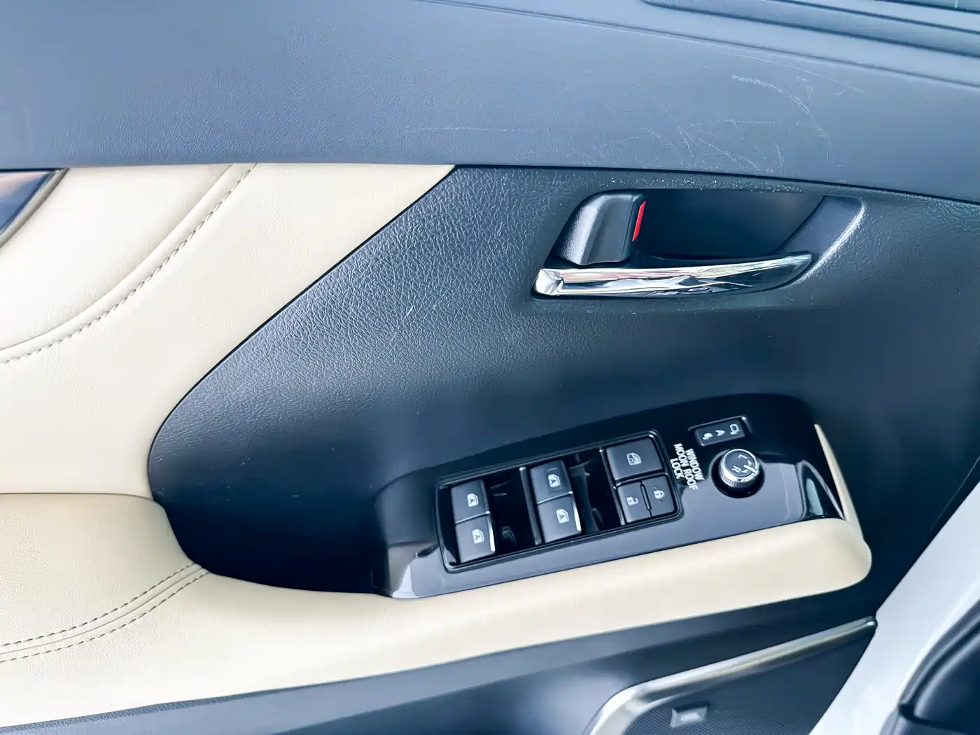 Toyota Vellfire 2020 Twin Engine 2.5L HV Premium Edition фото 10