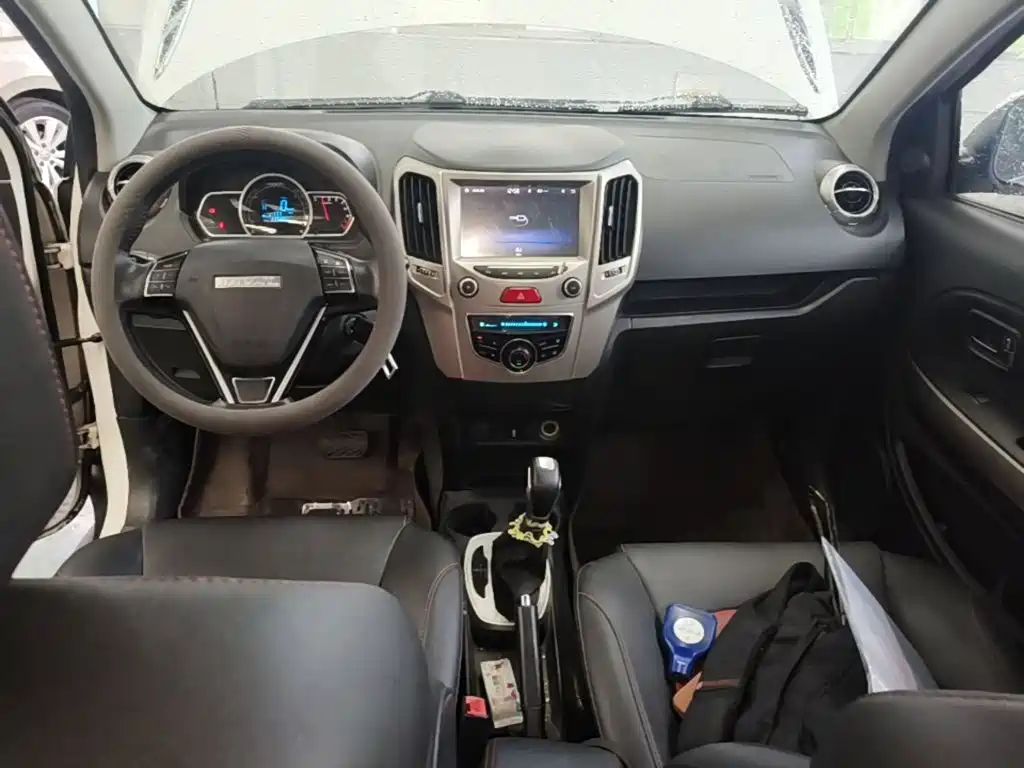 Haval H1 2017 2017 Red Label 1.5L AMT Luxury