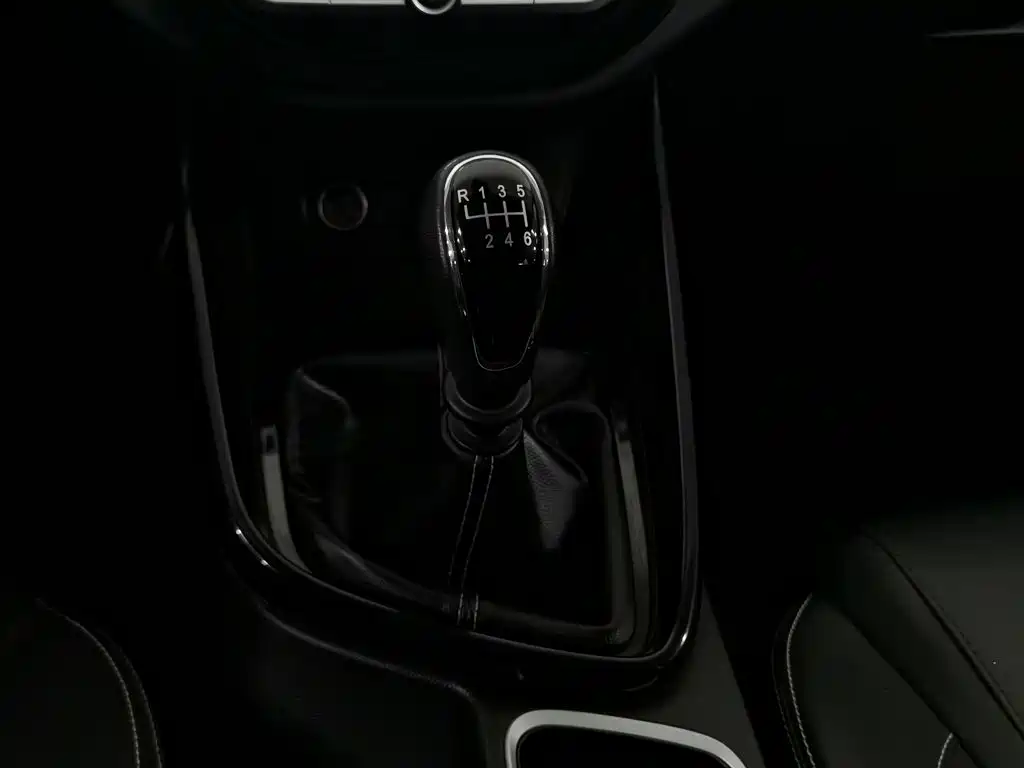 Baojun 530 2021 2020 1.5T Manual Luxury 5-seater