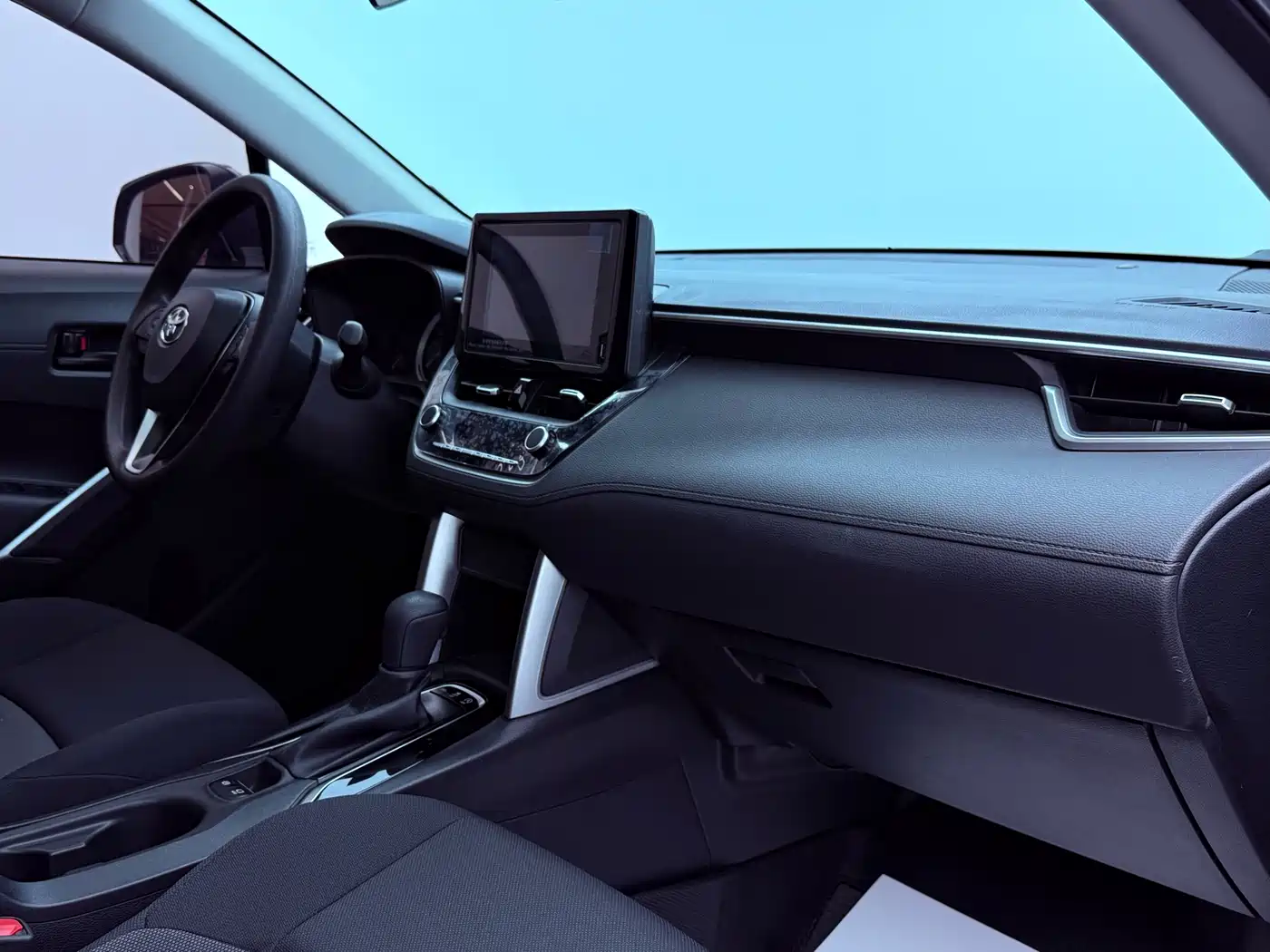 Toyota Frontlander 2023 2.0L CVT Leading Edition фото 13