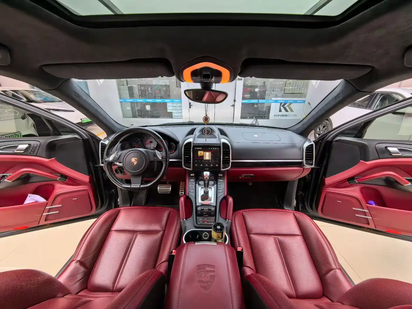 Фото 6 - Porsche Cayenne