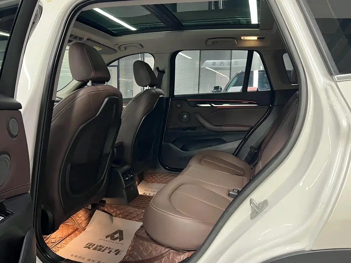 BMW X1 2022 xDrive25Li Premium фото 18