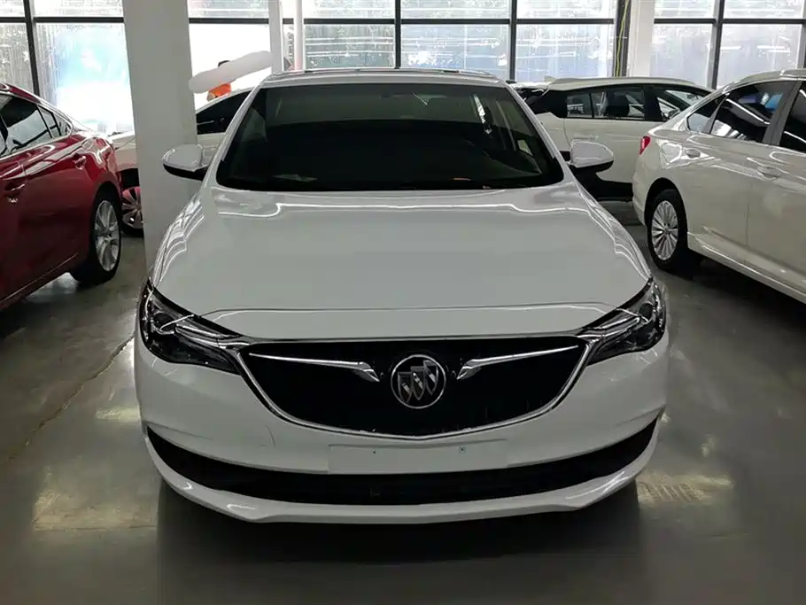 Buick Excelle 2021 Exemplar 1.5L Auto Elite фото 2