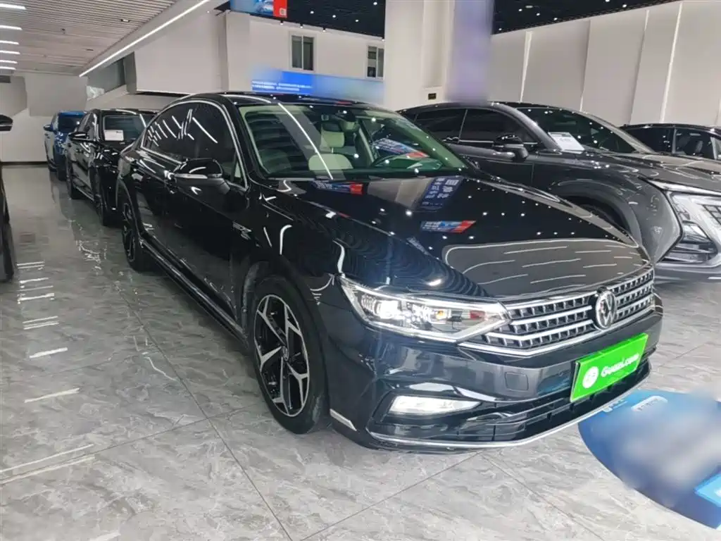 Volkswagen Magotan 2023 2 Million Units Anniversary Edition 330TSI DSG Leading Type фото 4