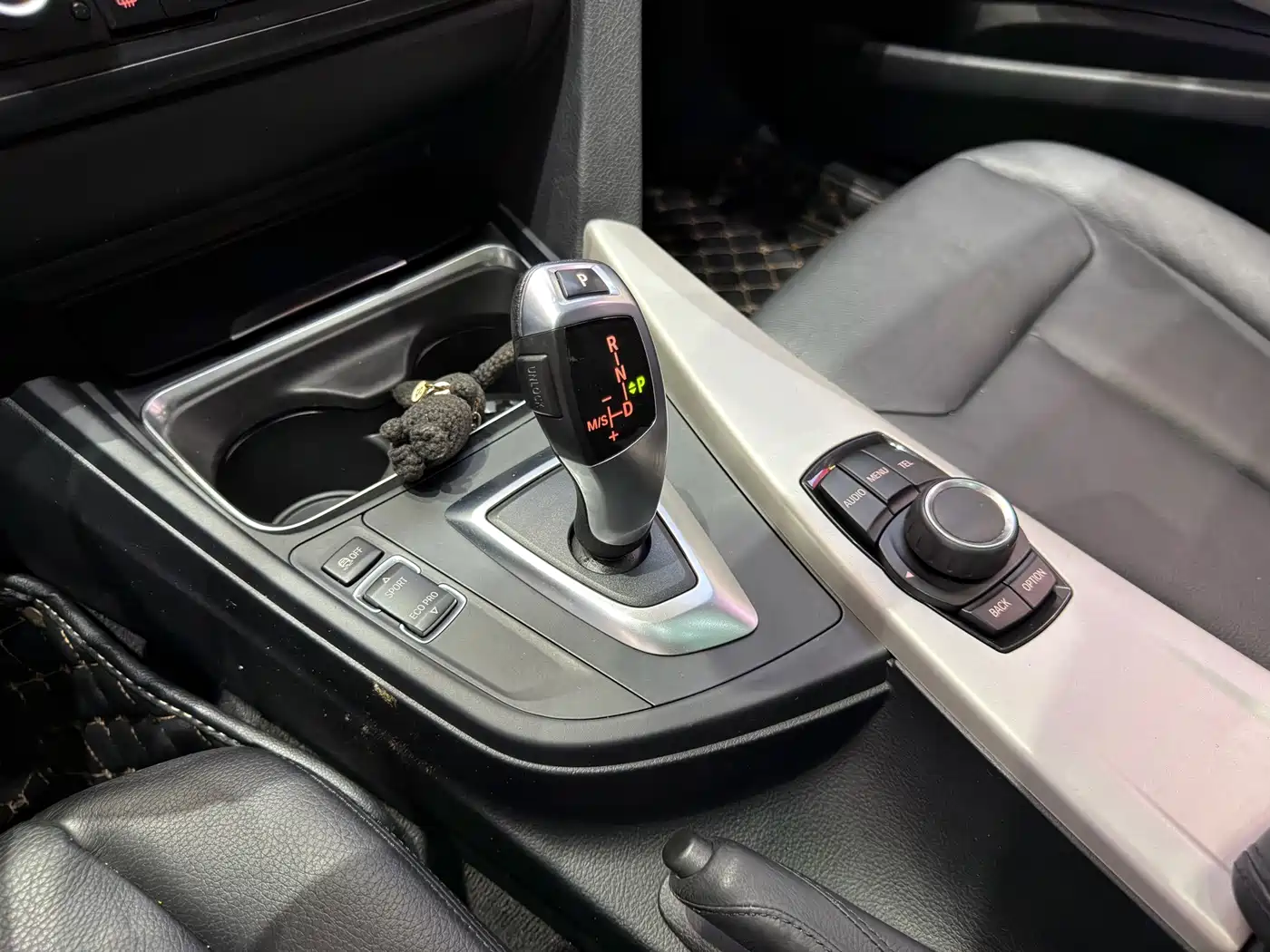 BMW 3 Series GT 2015 2014 320i Leading Edition