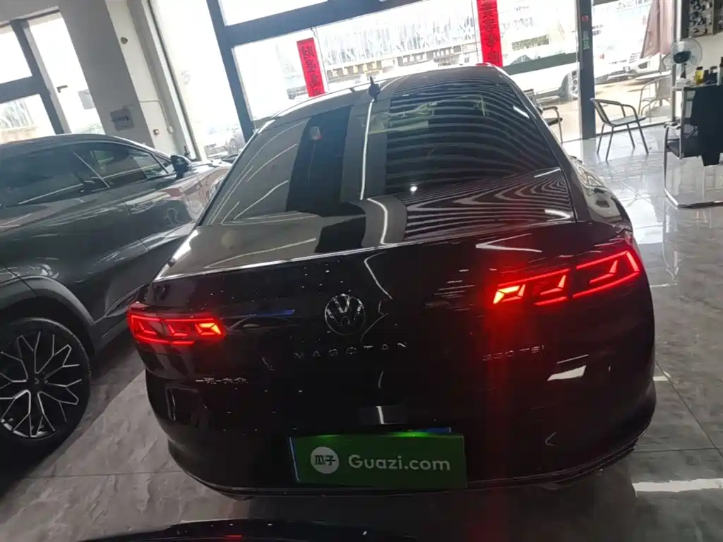 Volkswagen Magotan 2023 2 Million Units Anniversary Edition 330TSI DSG Leading Type фото 6