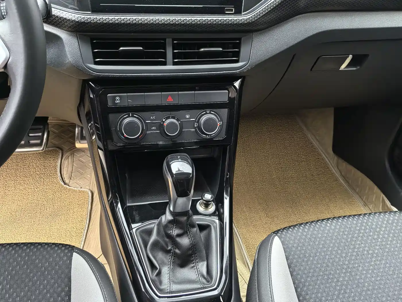 Volkswagen Tacqua 2020 2020 280TSI DSG R-Line