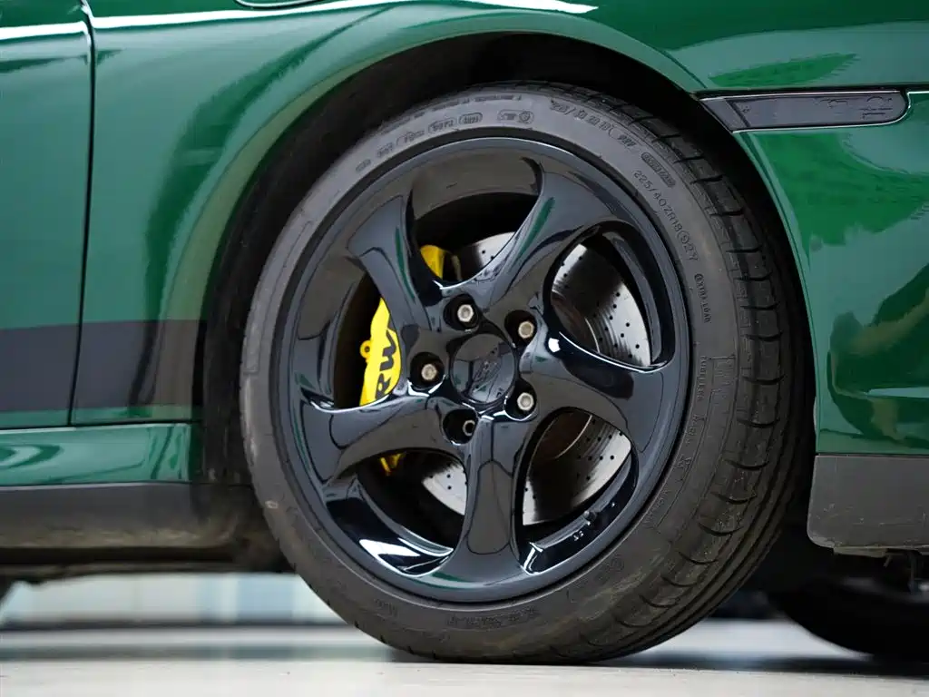 Porsche 911 2004 Carrera S Coupe 3.6L фото 51
