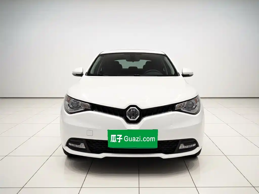 Photo 2 - MG GT