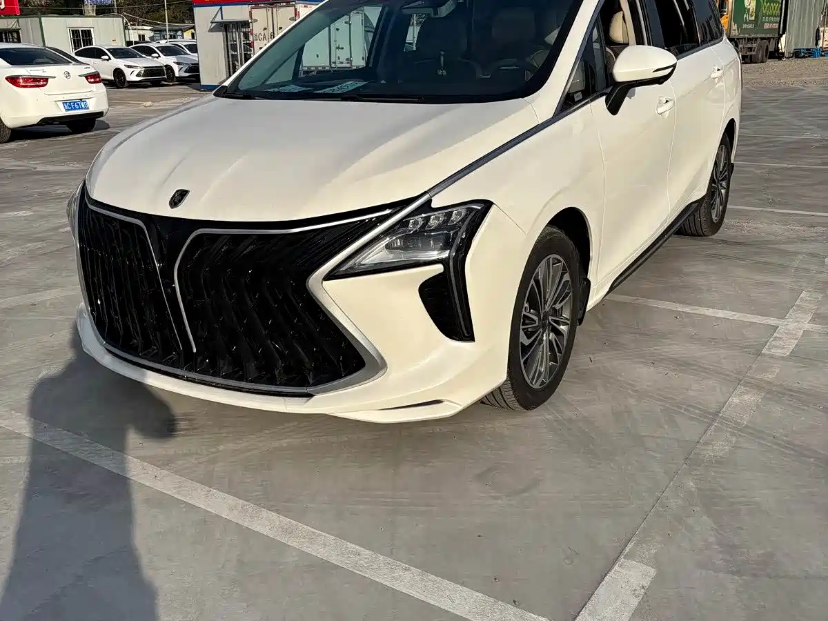 DONGFENG POPULAR YACHTS