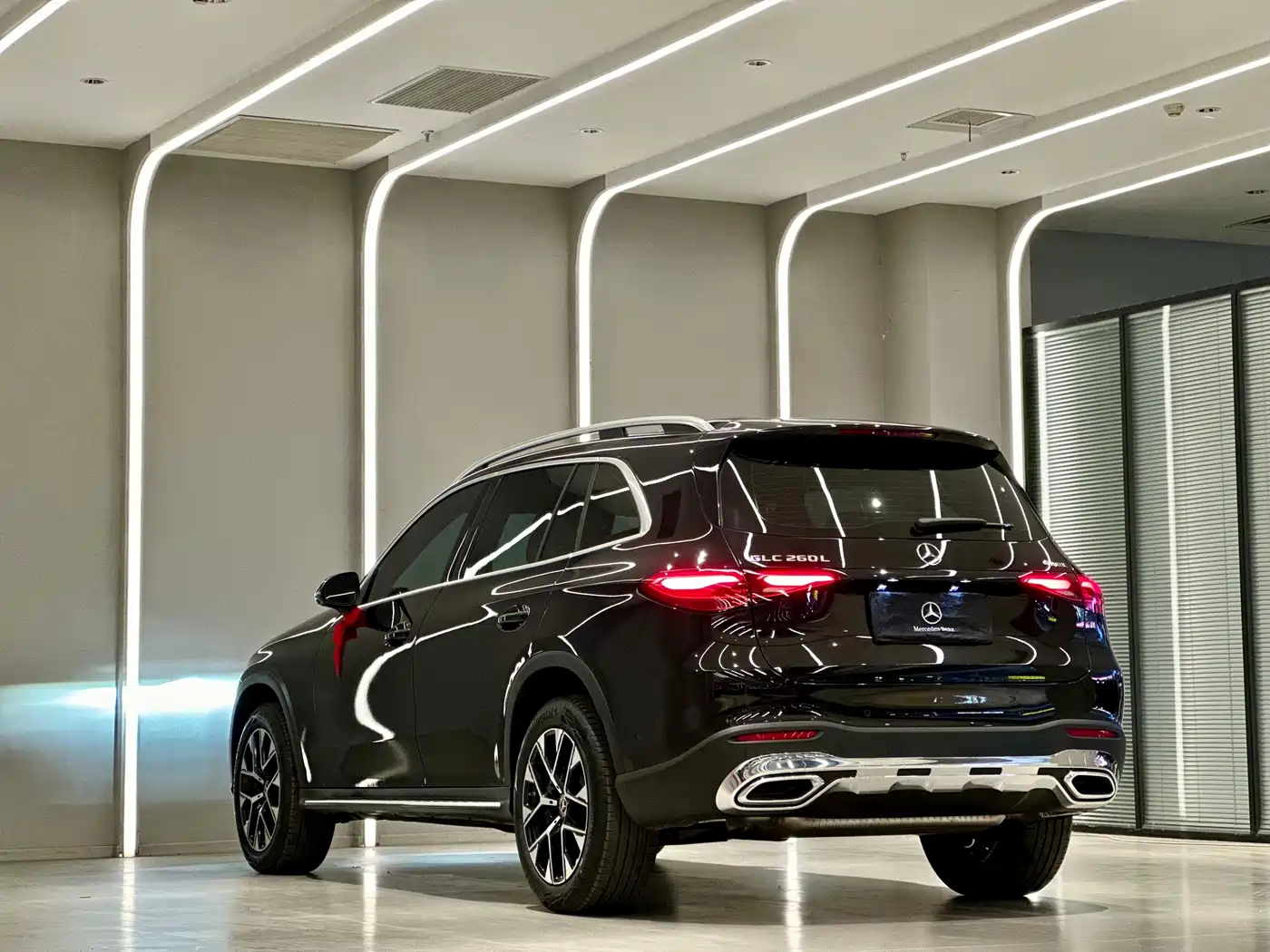 Mercedes-Benz GLC 2025 Facelift GLC 260 L 4MATIC Dynamic фото 10