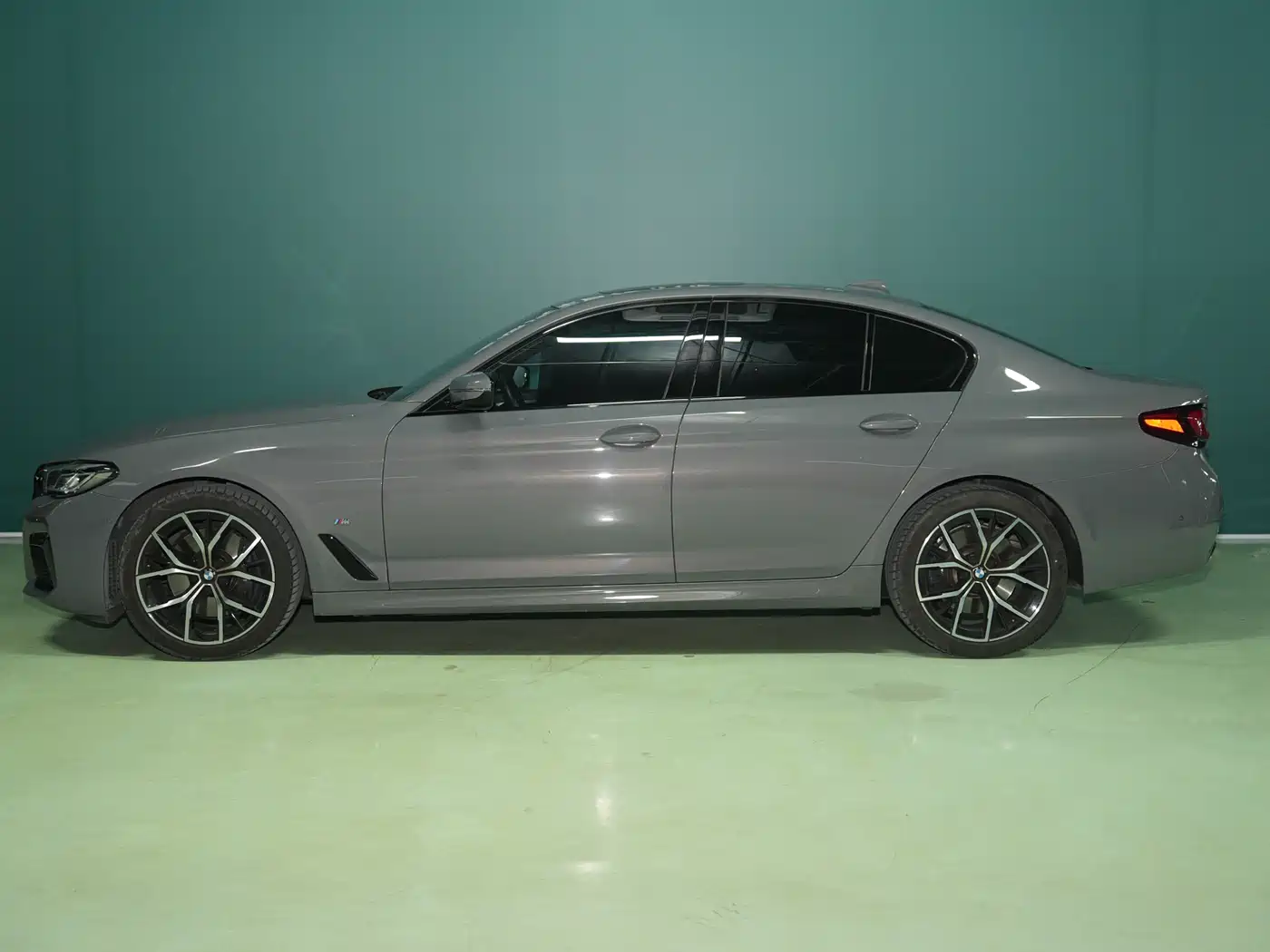 BMW 5 Series (Import) 2022 Facelift 530i M Sport Package фото 4