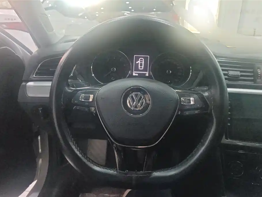 Volkswagen Lamando 2015 280TSI DSG Comfort фото 15