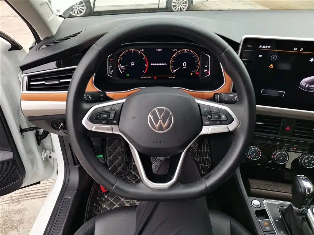 Volkswagen Bora 2023 200TSI DSG Yuexing Edition фото 11