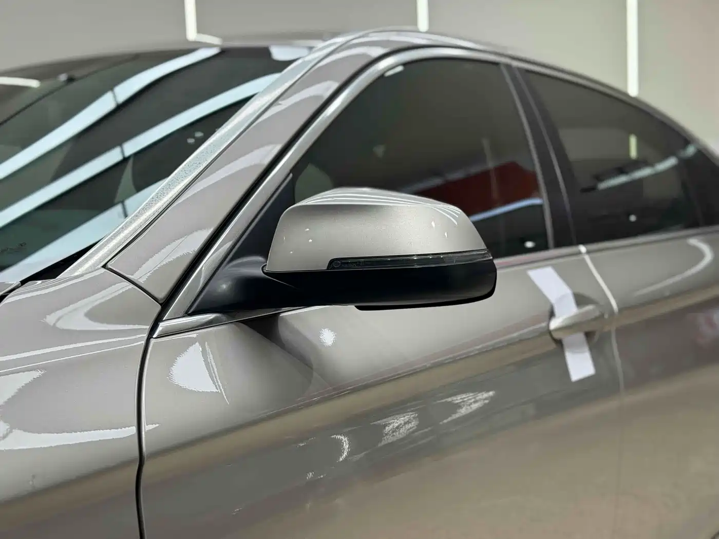 BMW 5 Series 2014 525Li Leading фото 9