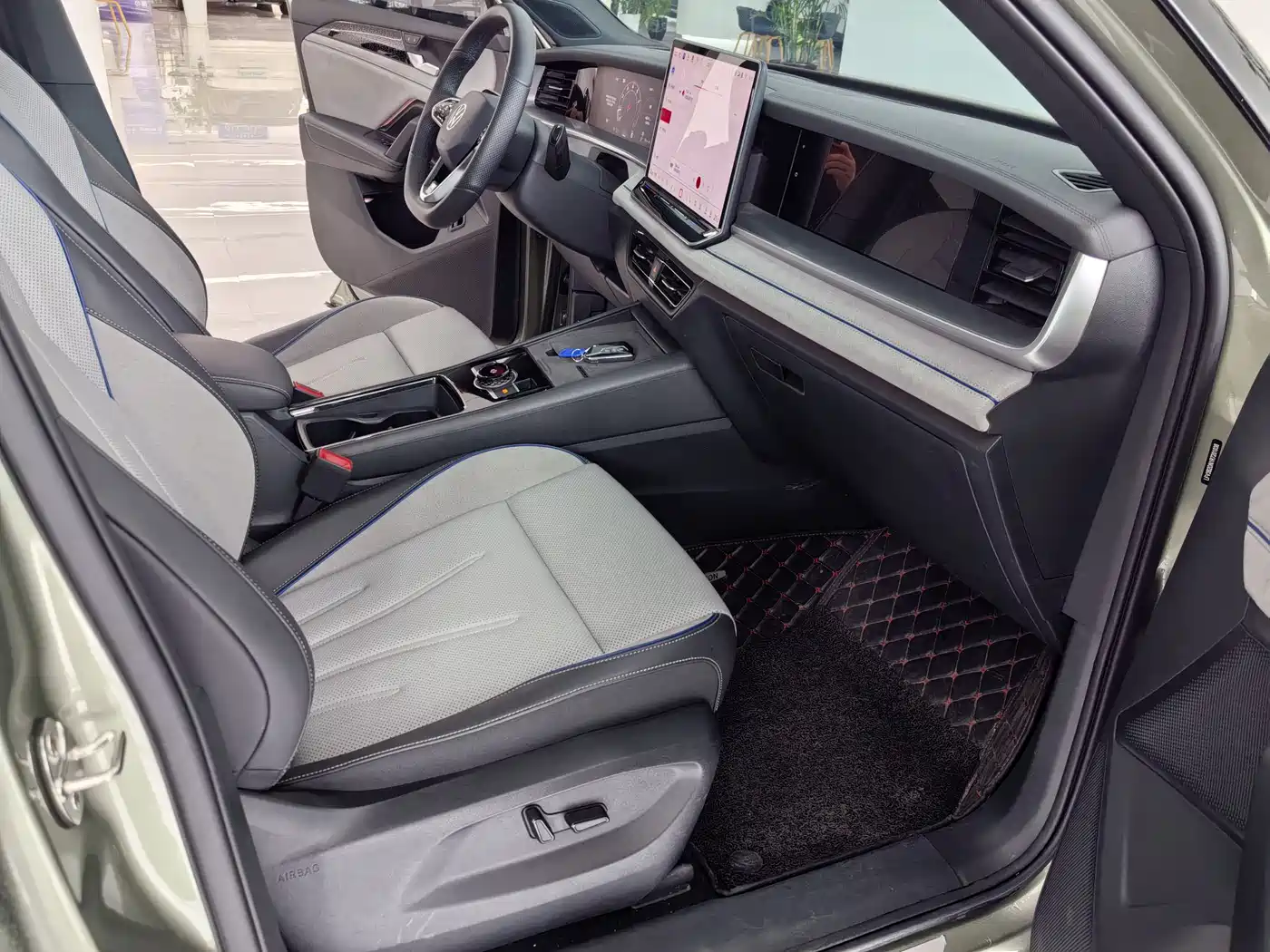 Volkswagen Tayron 2025 Model Tayron L 380TSI 4WD Luxury Easy Package фото 6