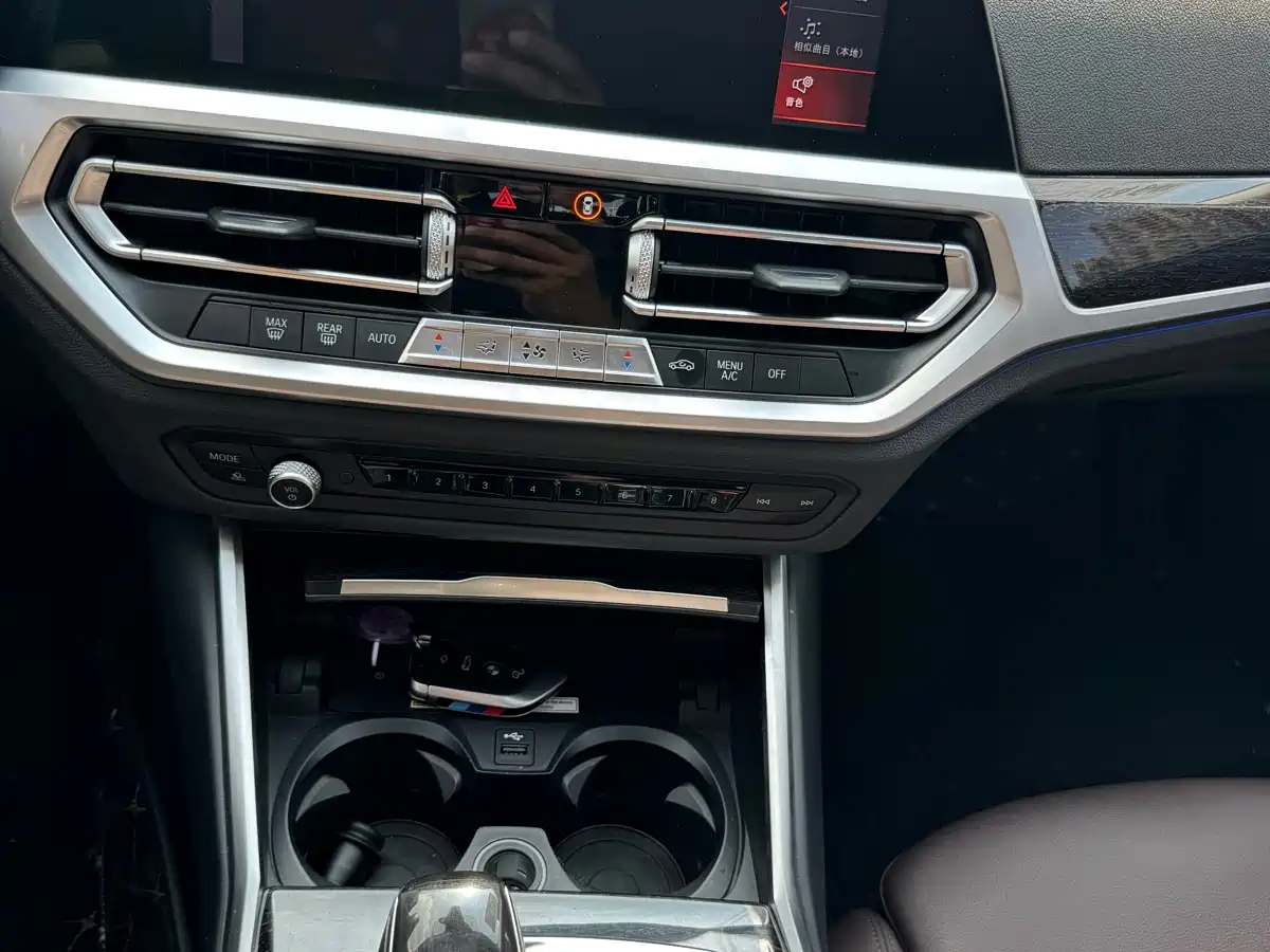 BMW 3 Series 2020 325Li M Sport Package фото 8