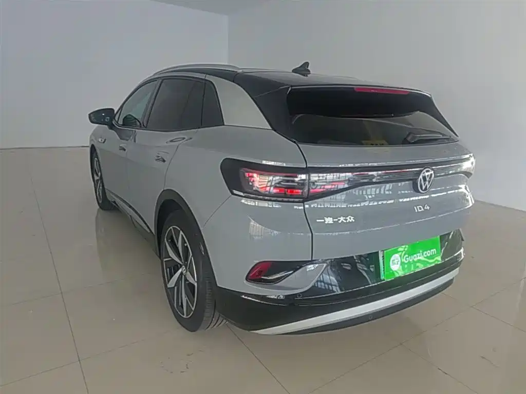 Volkswagen ID.4 CROZZ 2021 Long Range PRO 2WD фото 5