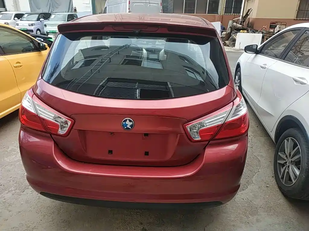 Venucia R50 2014 2013 1.6L Manual Fashion