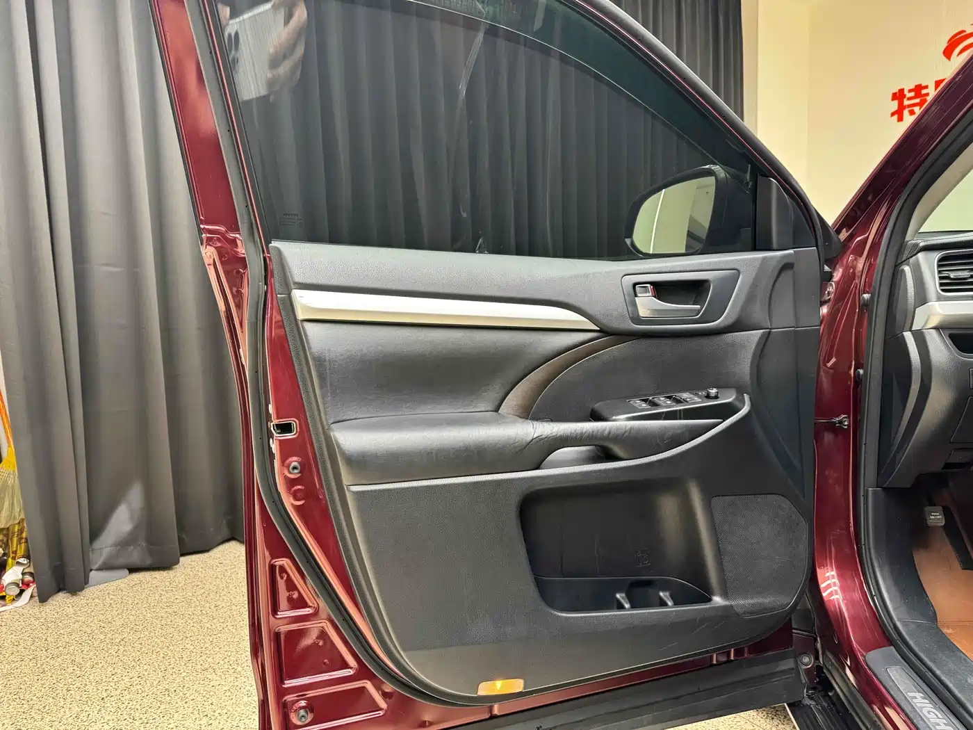Toyota Highlander 2017 2.0T 4WD Premium 7-Seater фото 13